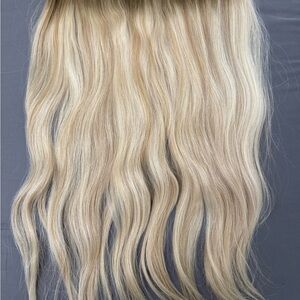 Blonde Wavy Hair Extensions